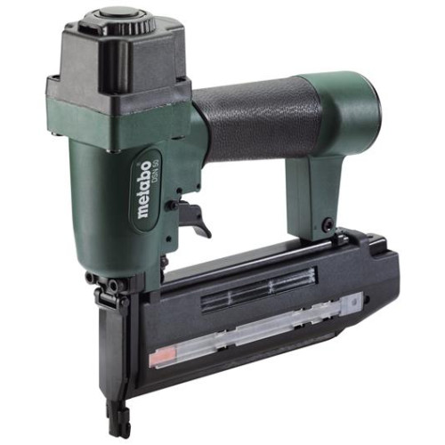 DSN 50: Compressed Air Head Nailer