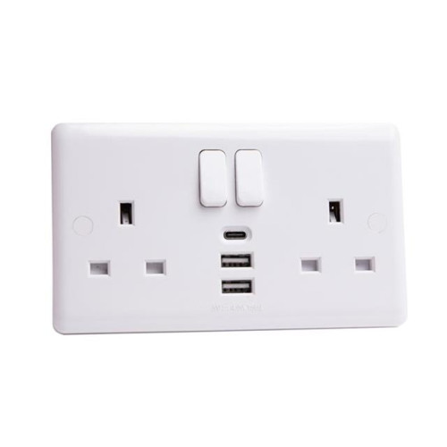 Deta Switched Socket 2-Gang + 3 USB Ports 13A