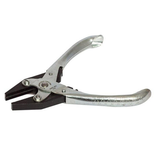 Maun Flat Nose Pliers Serrated Jaw 160mm (6 1/2in)